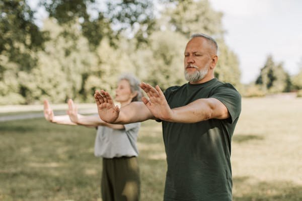 Plongez dans l'univers du taichi à Paris : bien-être garanti