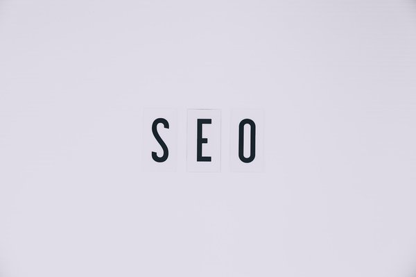 Boostez votre visibilité en ligne avec un freelance seo