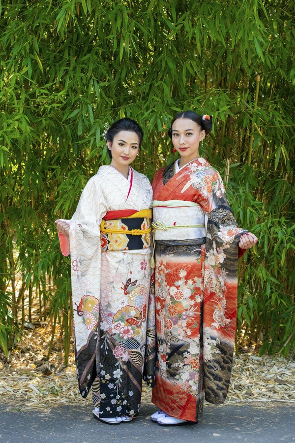 Découvrez les robes japonaises modernes : élégance et confort