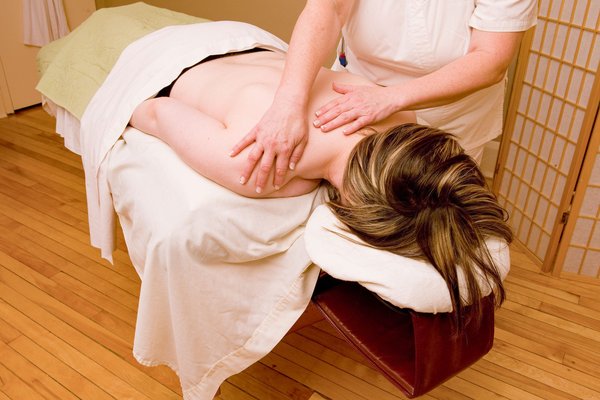 Découvrez la formation massage en Suisse romande avec  RFormation